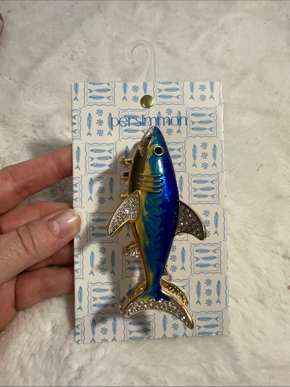 Persimmons shark metal hair claw clip